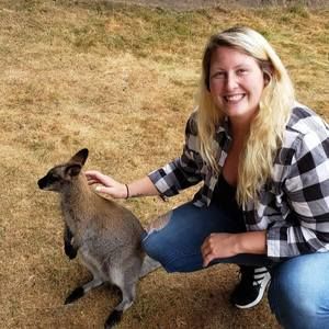 Meet your Posher, Leah